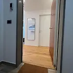 아파트 Redi